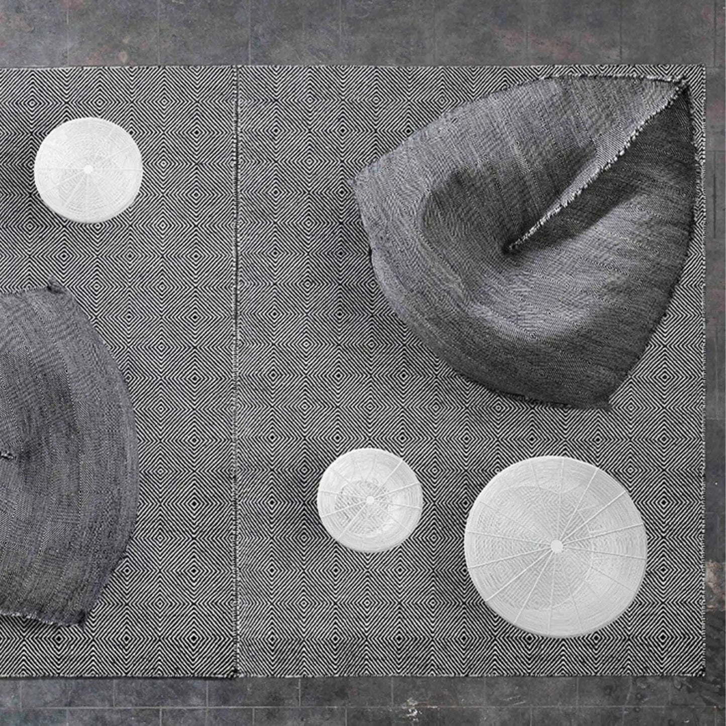 GAN Sail Matta 200x300 cm, Svart