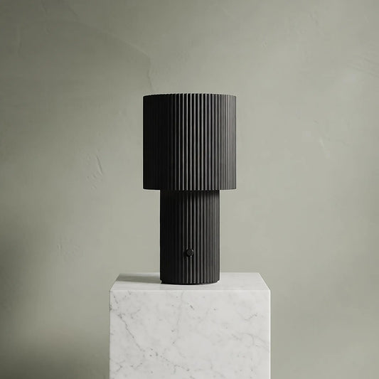 Herstal Iluma Bordslampa Portabel, Jet Black