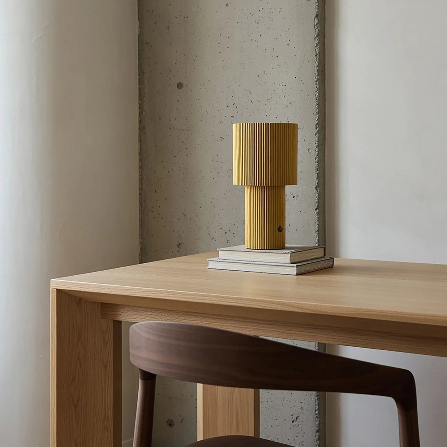 Herstal Iluma Bordslampa Portabel, Guld