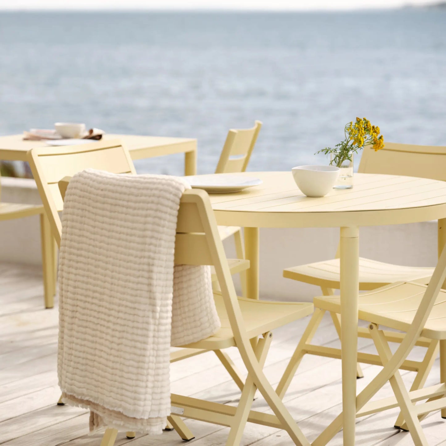 Brafab Bigby Matbord, Lemon