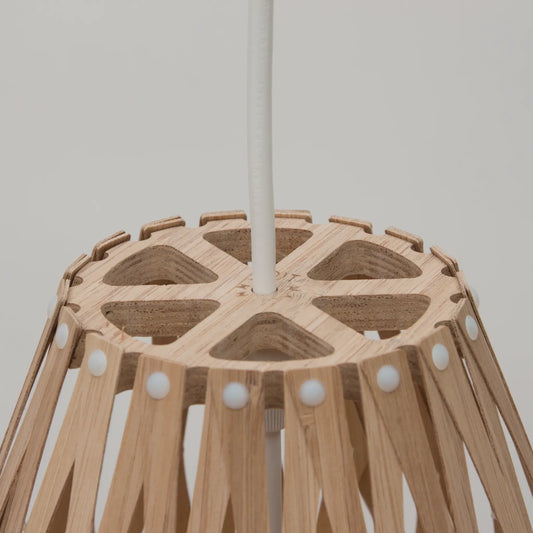 David Trubridge Koura Taklampa 75 cm, Bambu