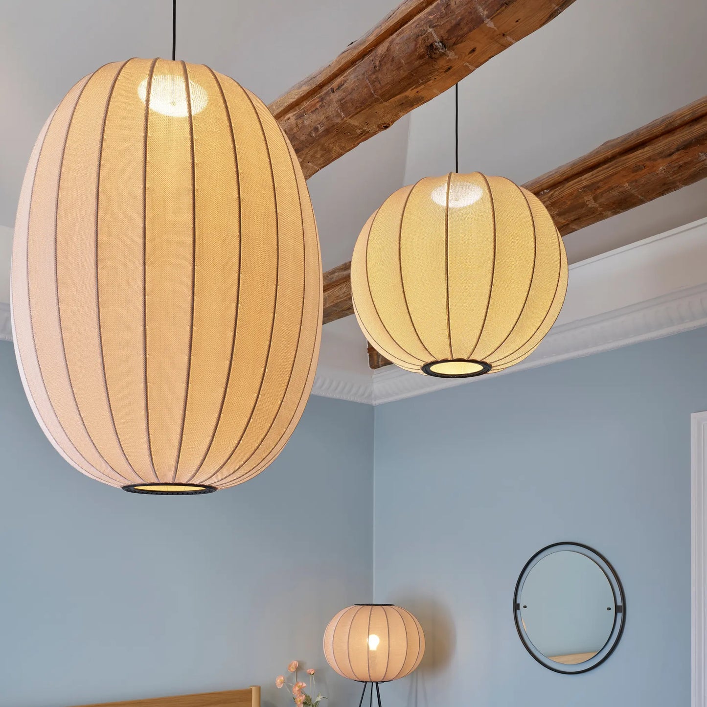 Made by Hand Knit-Wit Taklampa 65 Hög Oval LED, Sandsten