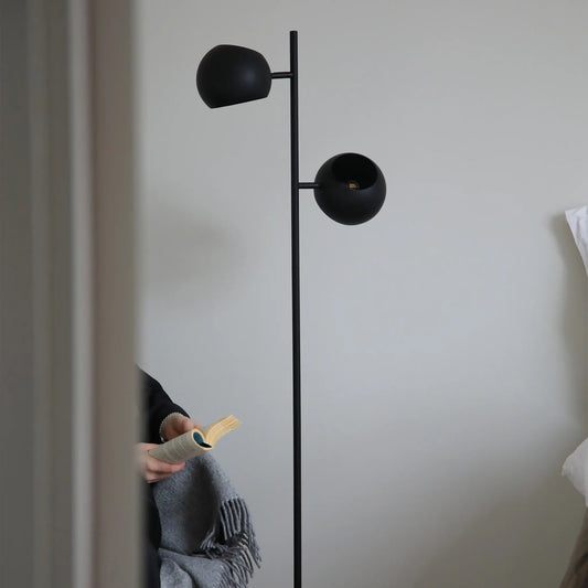 Markslöjd Edgar Golvlampa 2 l, Svart