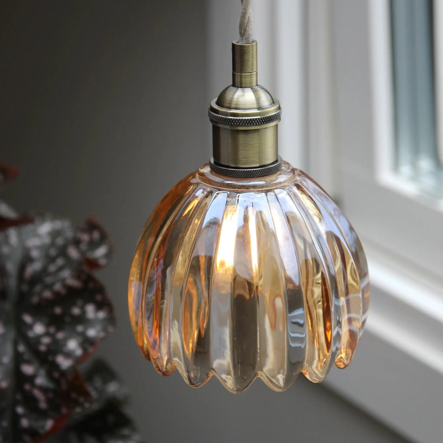 Markslöjd Gota Taklampa, Antik Mässing/Bärnsten