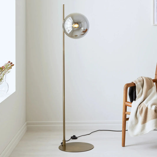 Markslöjd Dione Golvlampa, Antik/Rök