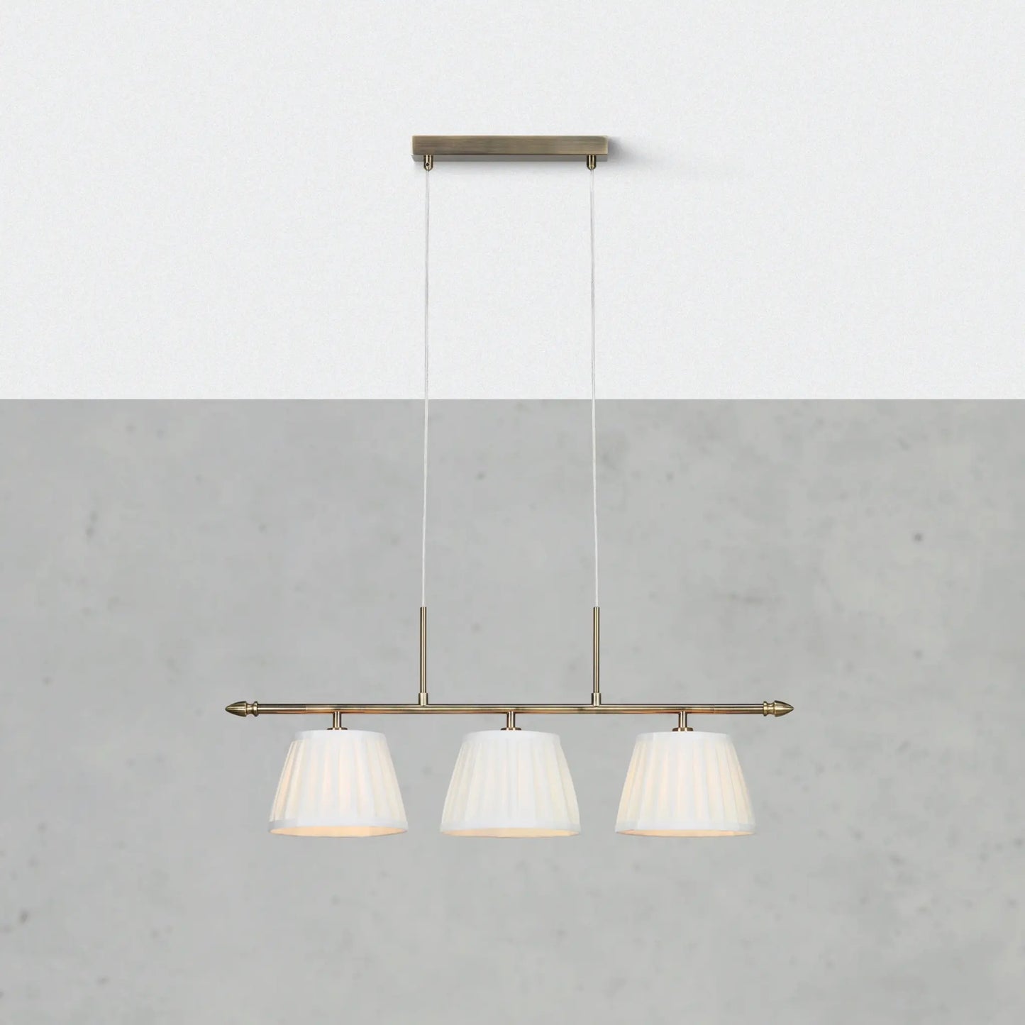 Markslöjd Oxford Taklampa, Offwhite/Antik Mässing