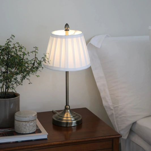 Markslöjd Oxford Bordslampa, Offwhite/Antik Mässing