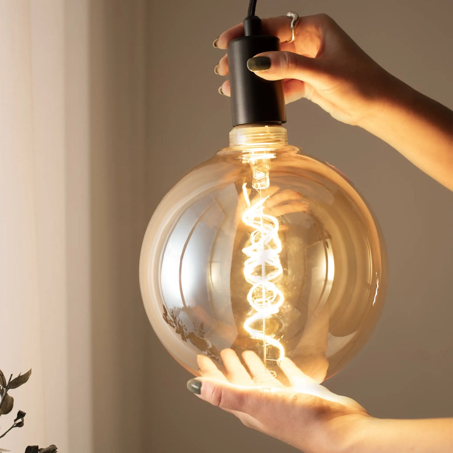 Markslöjd Globe-Lampa E27 4W Soft Led 200, Bärnsten