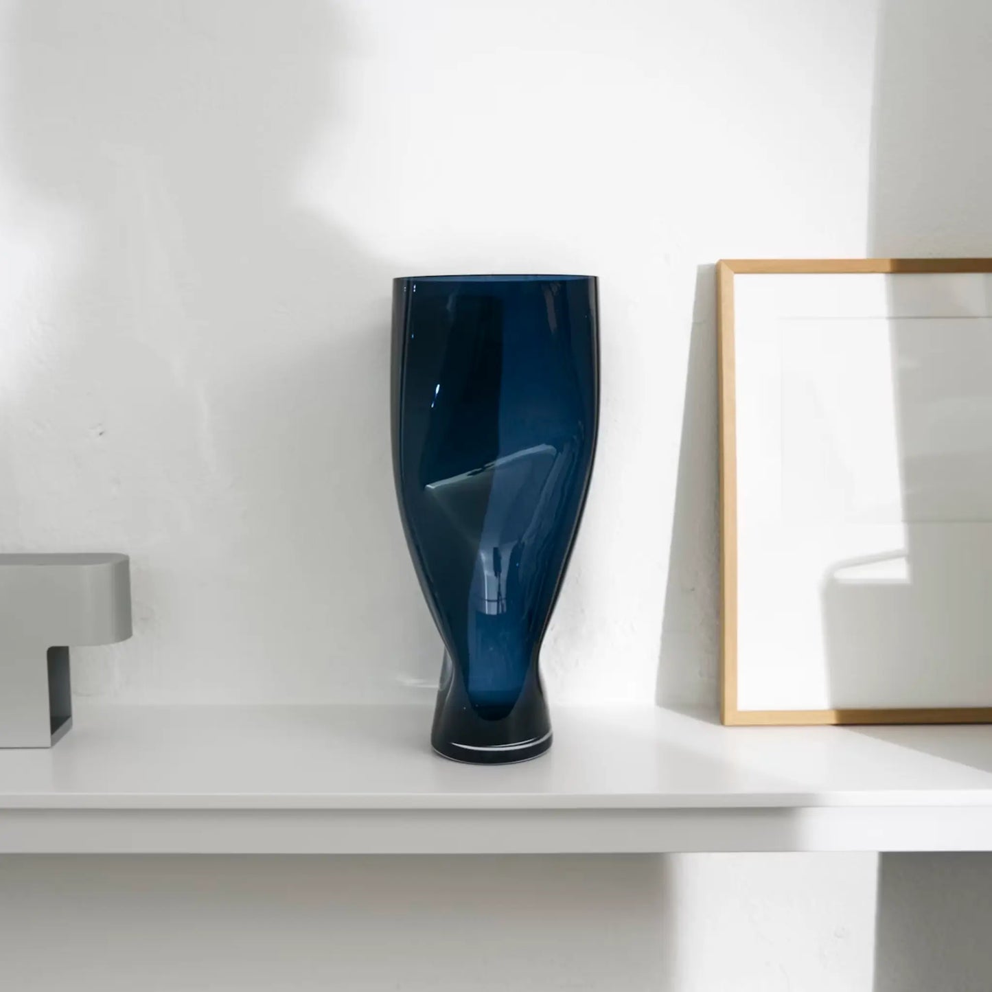 Orrefors, Squeeze Vas 50 cm, Midnight Blue-Silvra Home