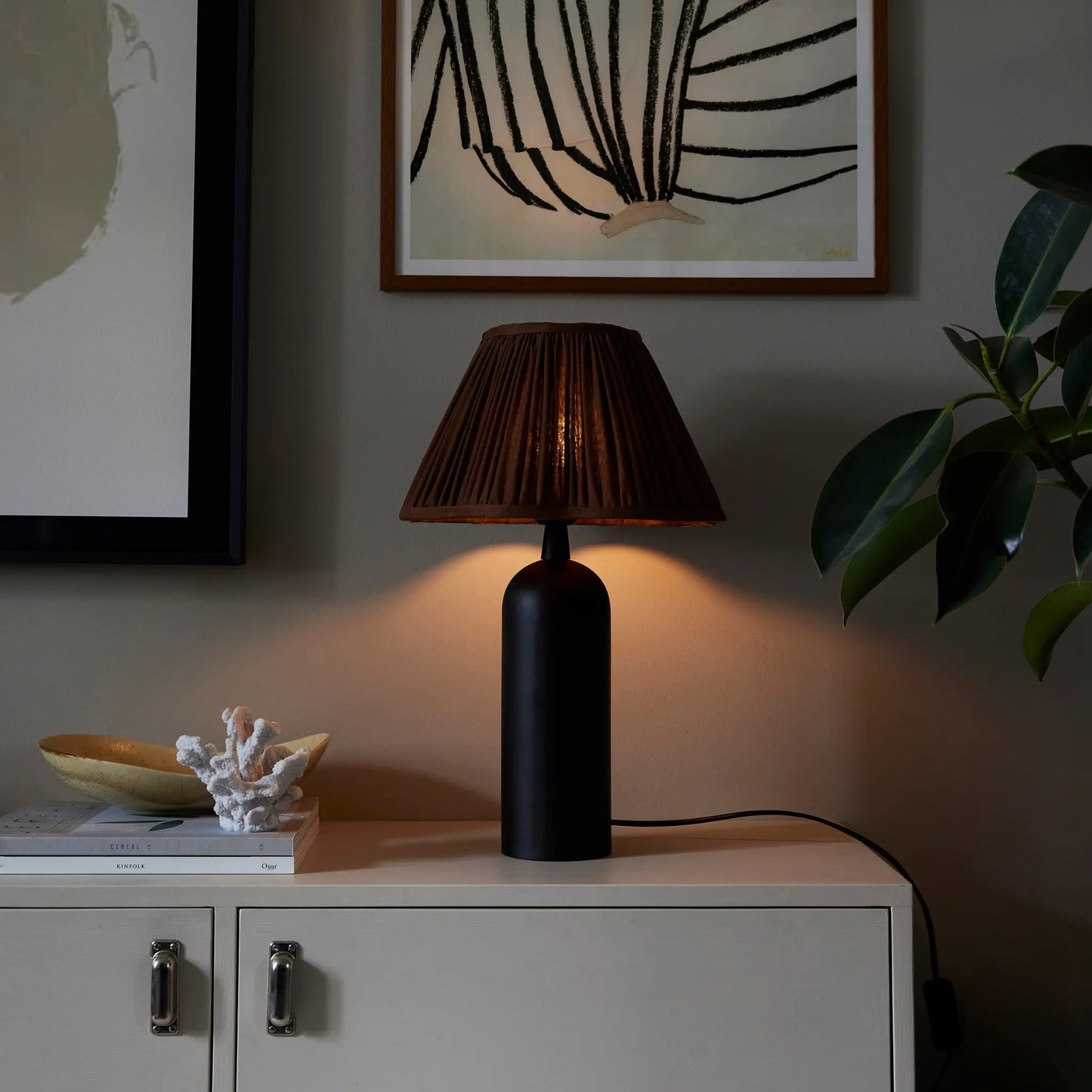 PR Home Carter Lampfot 35cm, Matt Svart