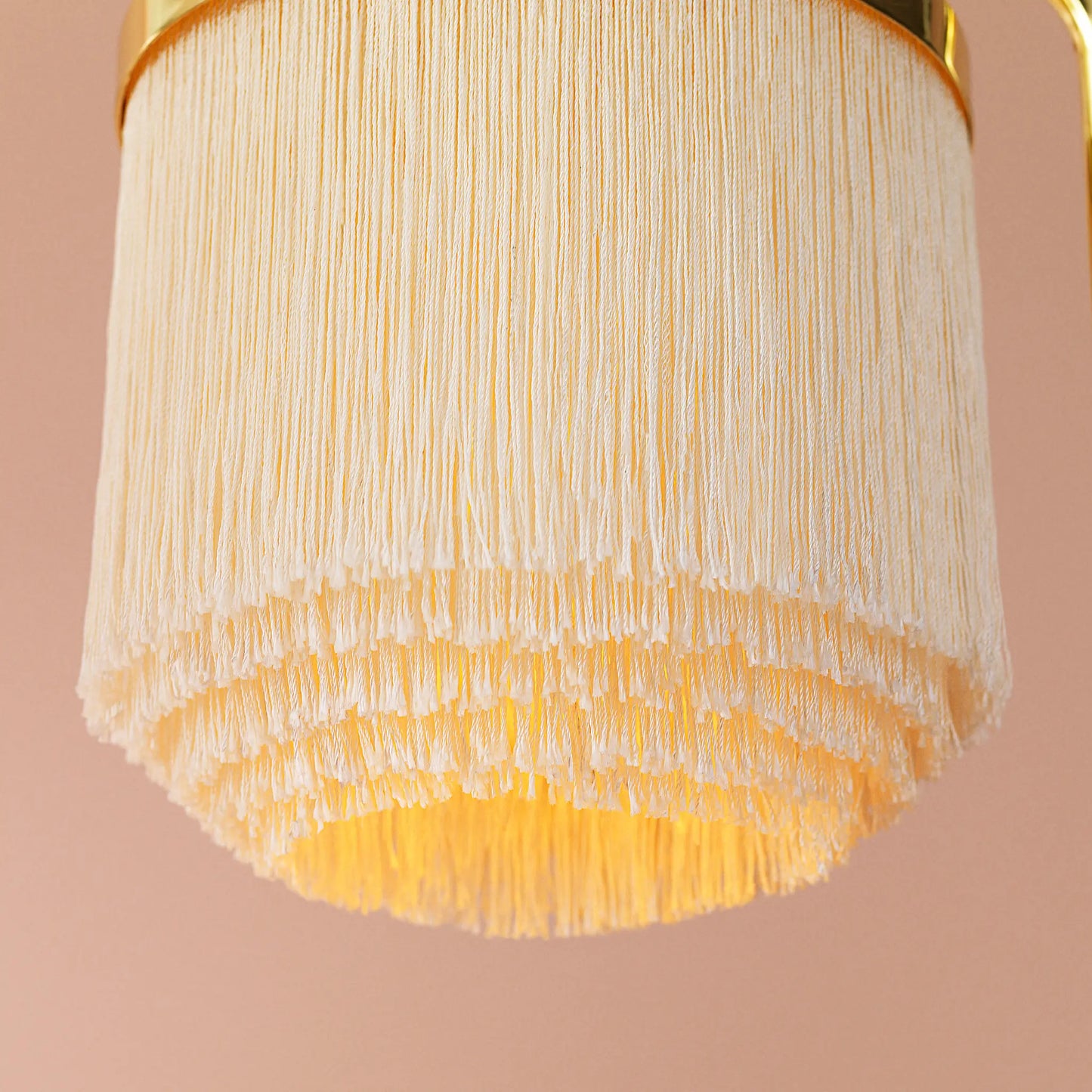 Warm Nordic Fringe Bordslampa, Cream White