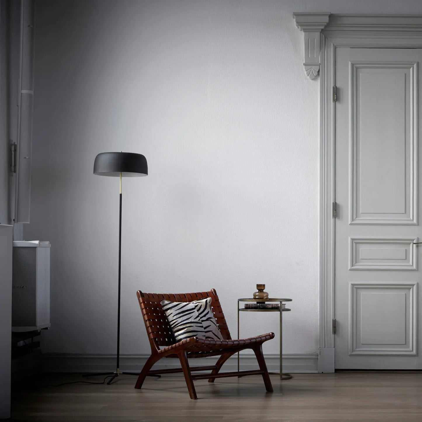 Wikholmform, Porto Fåtölj Large, Konjak-Silvra Home