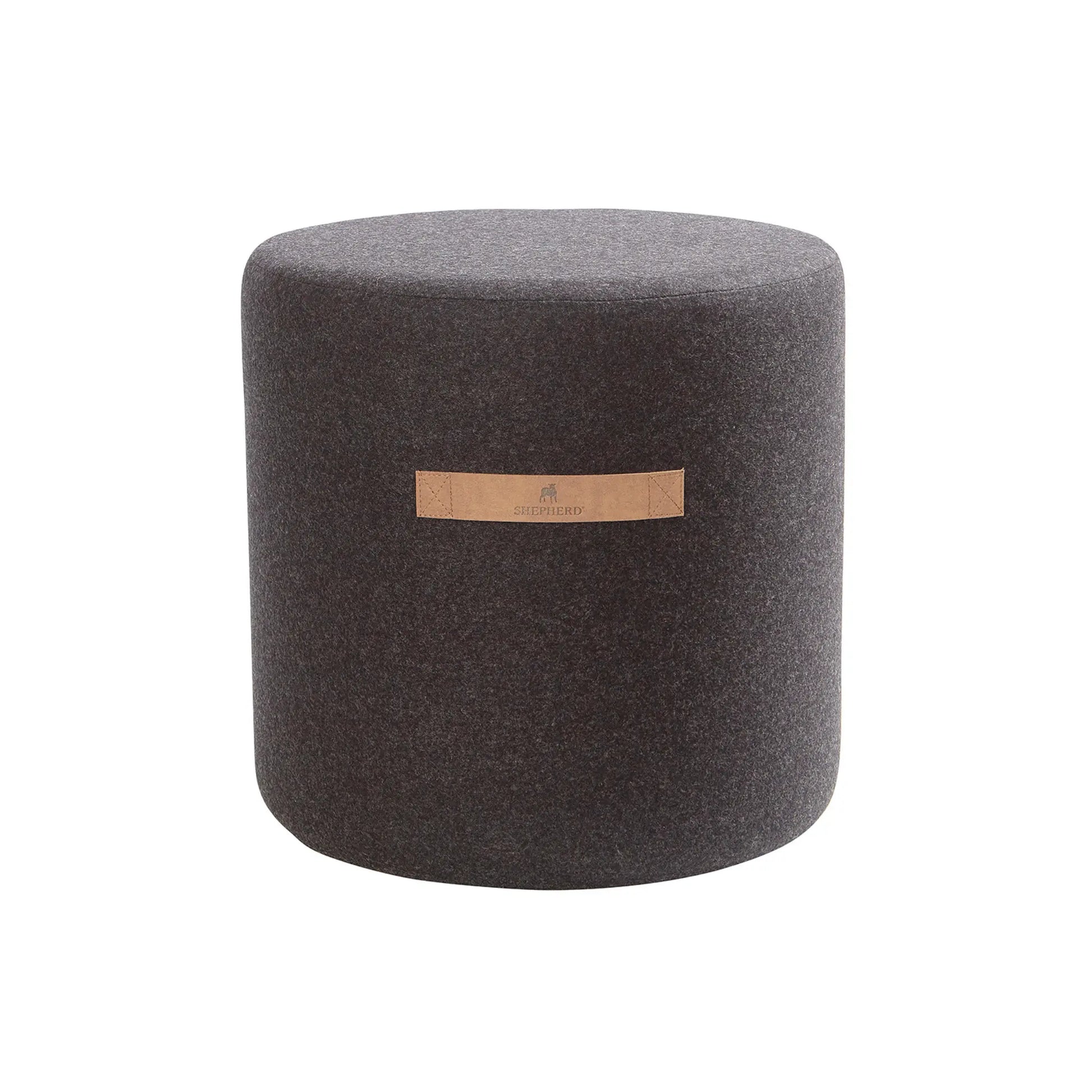 Shepherd of Sweden, Sara Ullpuff, Svart-Silvra Home