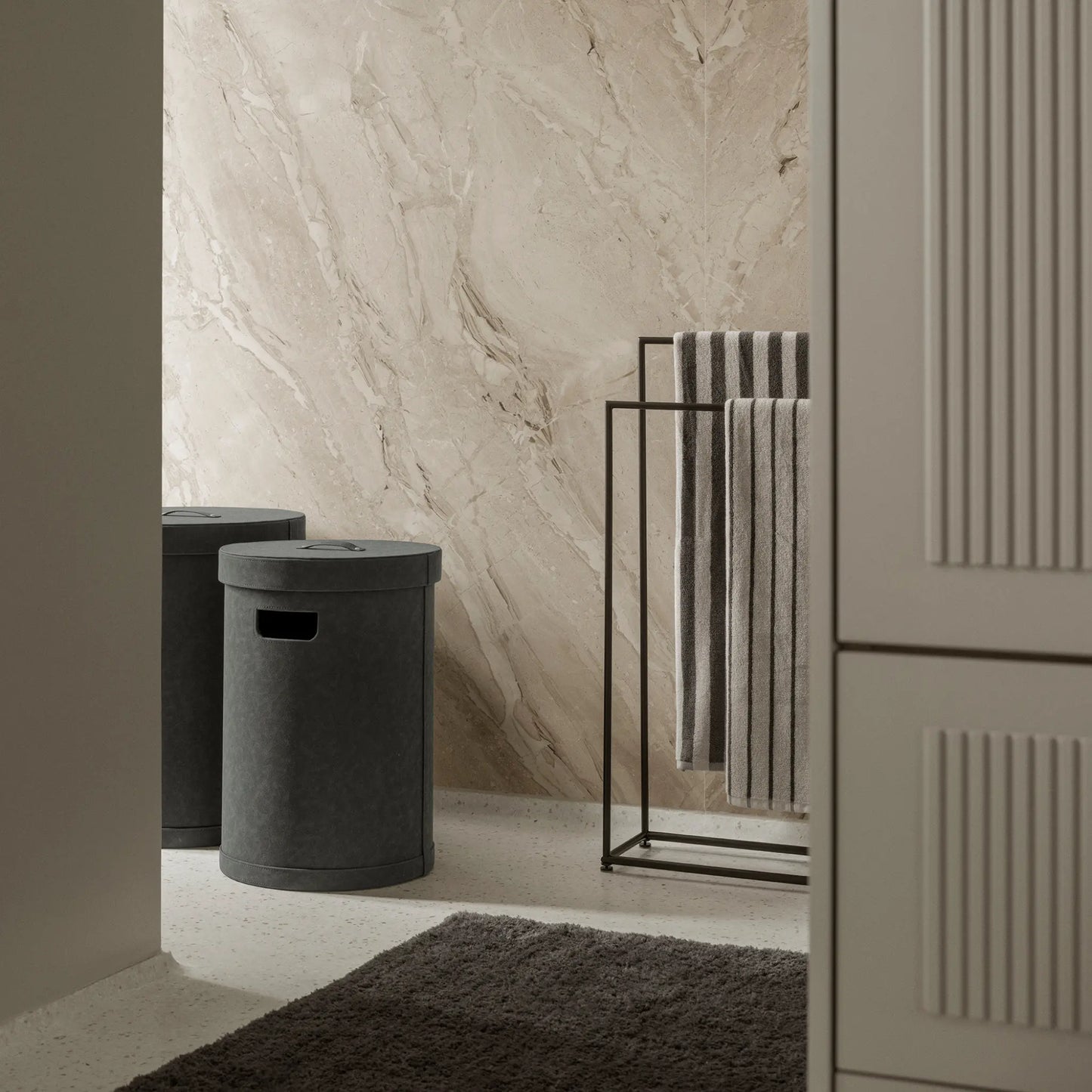 blomus Arto Badhandduk 70x140 cm, Moonbeam/Magnet