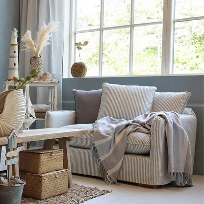 Chic Antique Malo Fåtölj Linne, Sky Blue & Cream