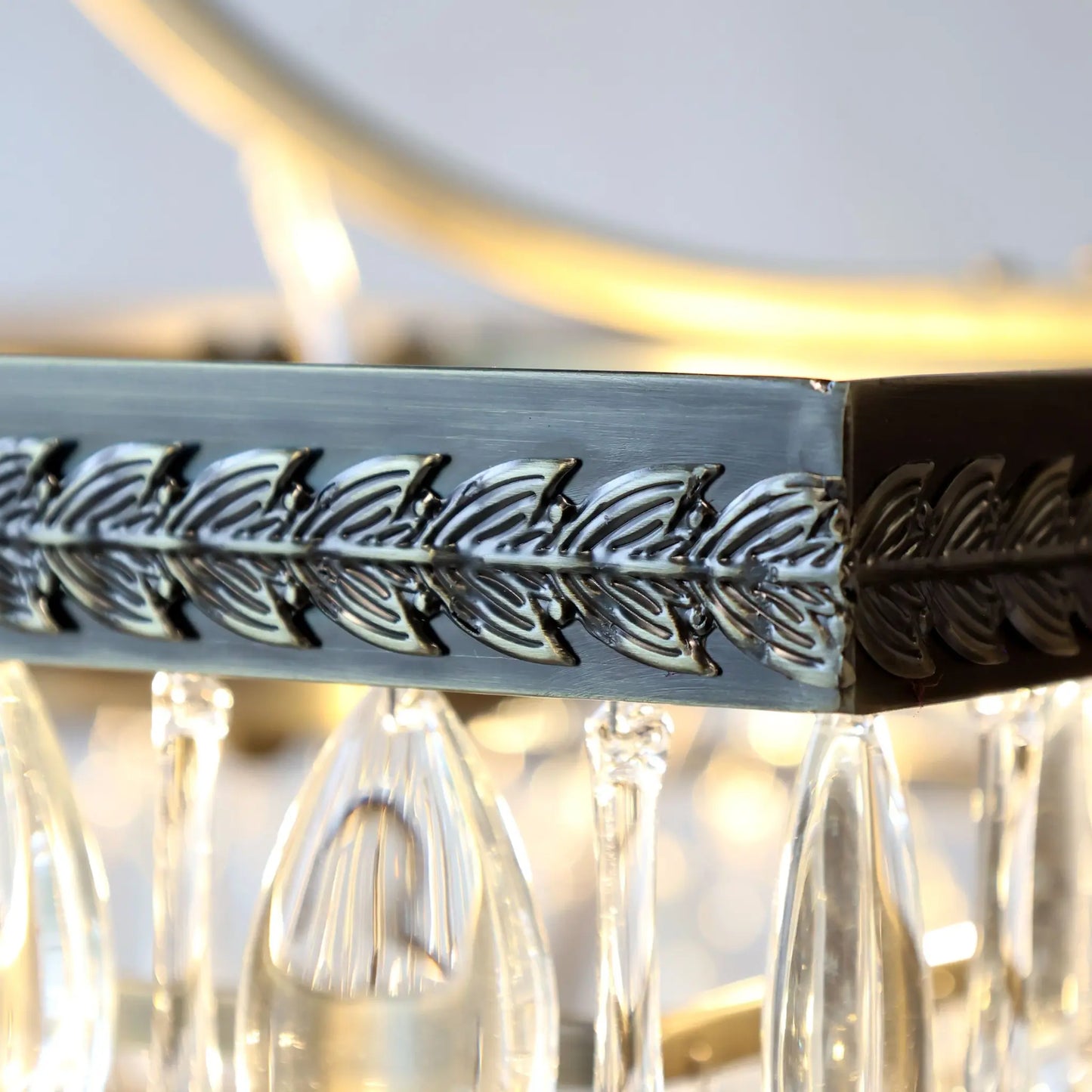 Chic Antique Versailles Ljuskrona 120x40 cm, Antique Brass