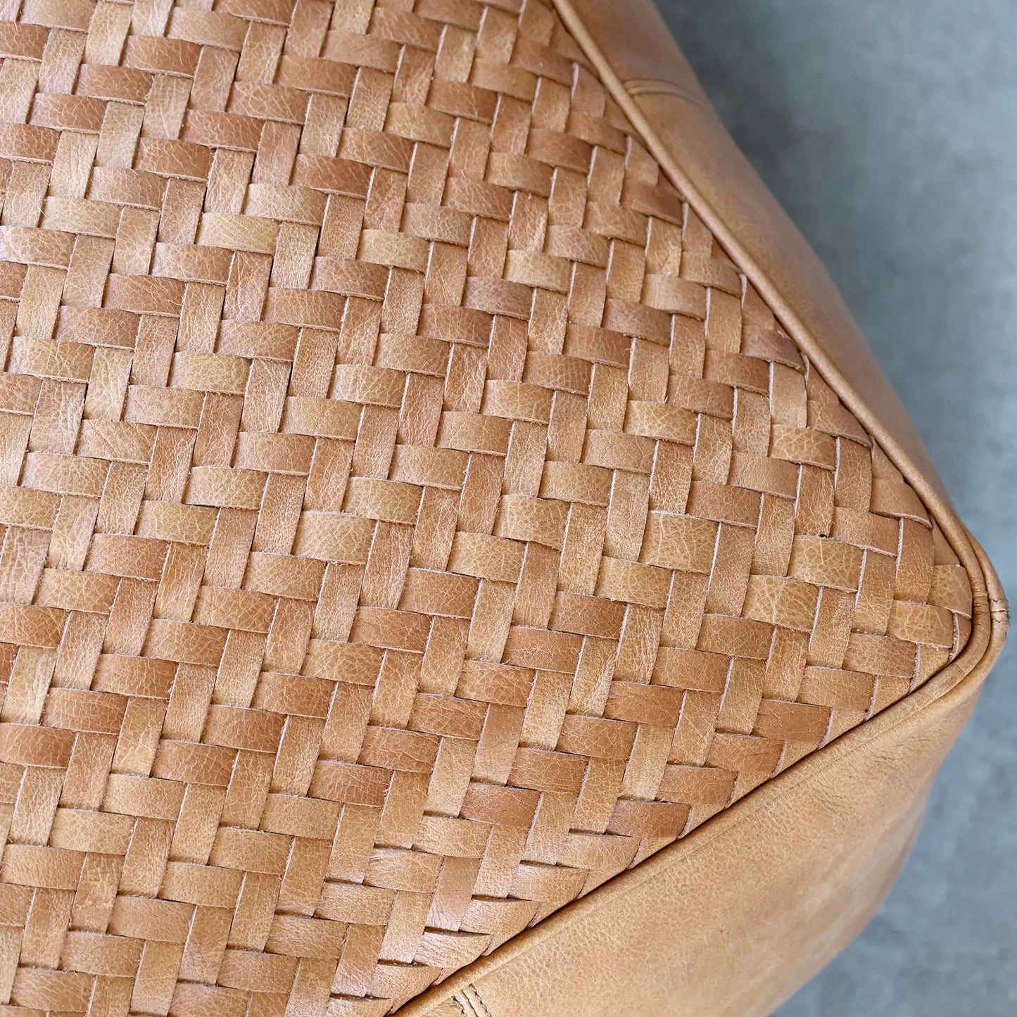 Chic Antique Lounge Puff Läder, Cognac