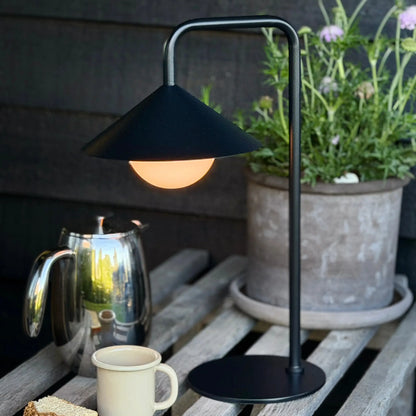 Dyberg Larsen Nova Bordslampa med ljusglob med fjärrkontroll, Svart