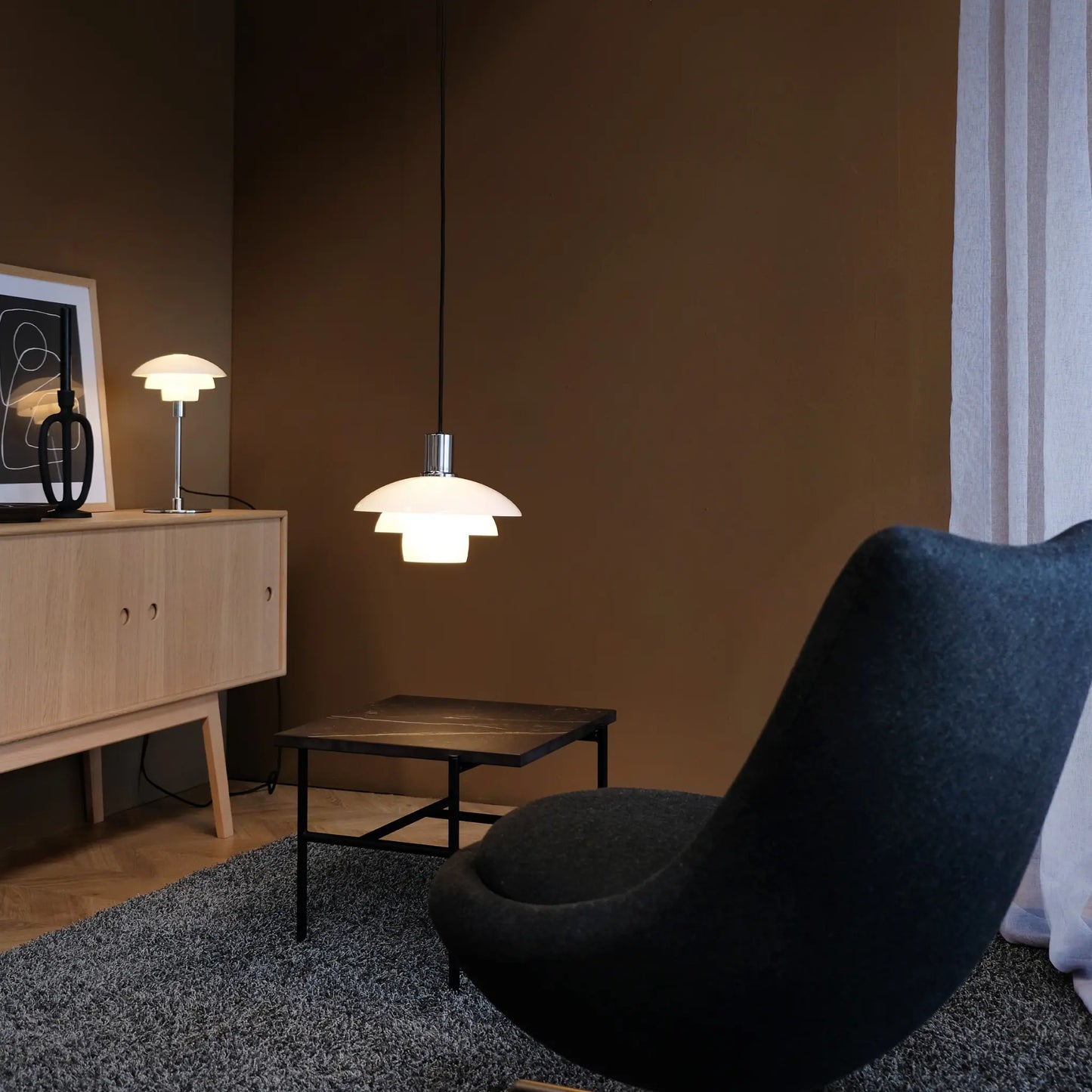 Dyberg Larsen Morph Bordslampa Ø21 cm, Opal