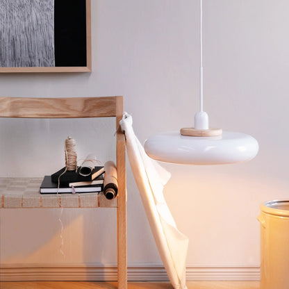 Dyberg Larsen Planet Taklampa, Vit