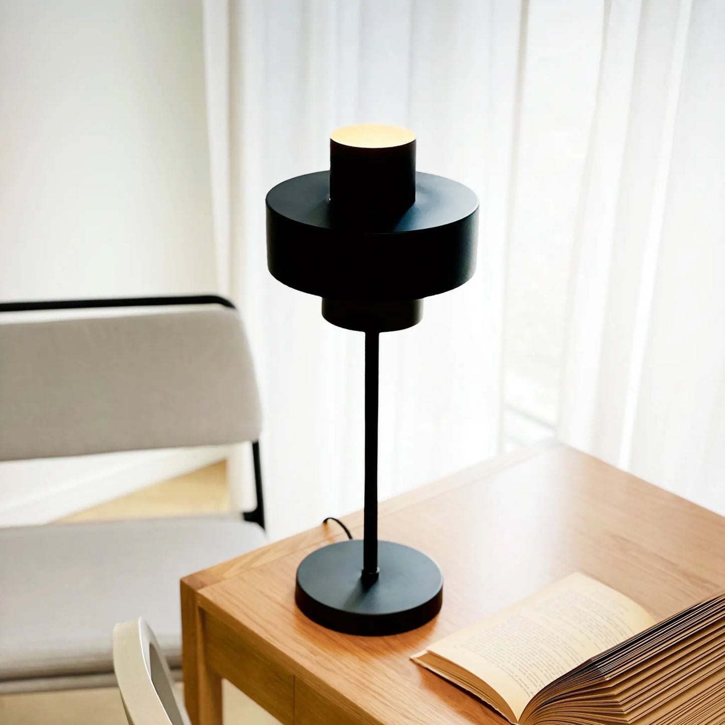 Dyberg Larsen Stoke Bordslampa 20 cm, Svart