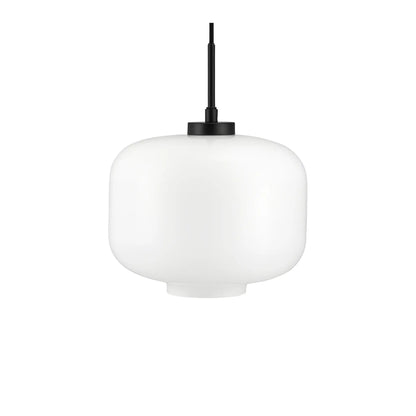 Dyberg Larsen ARP Taklampa Ø30 cm, Opal/Svart