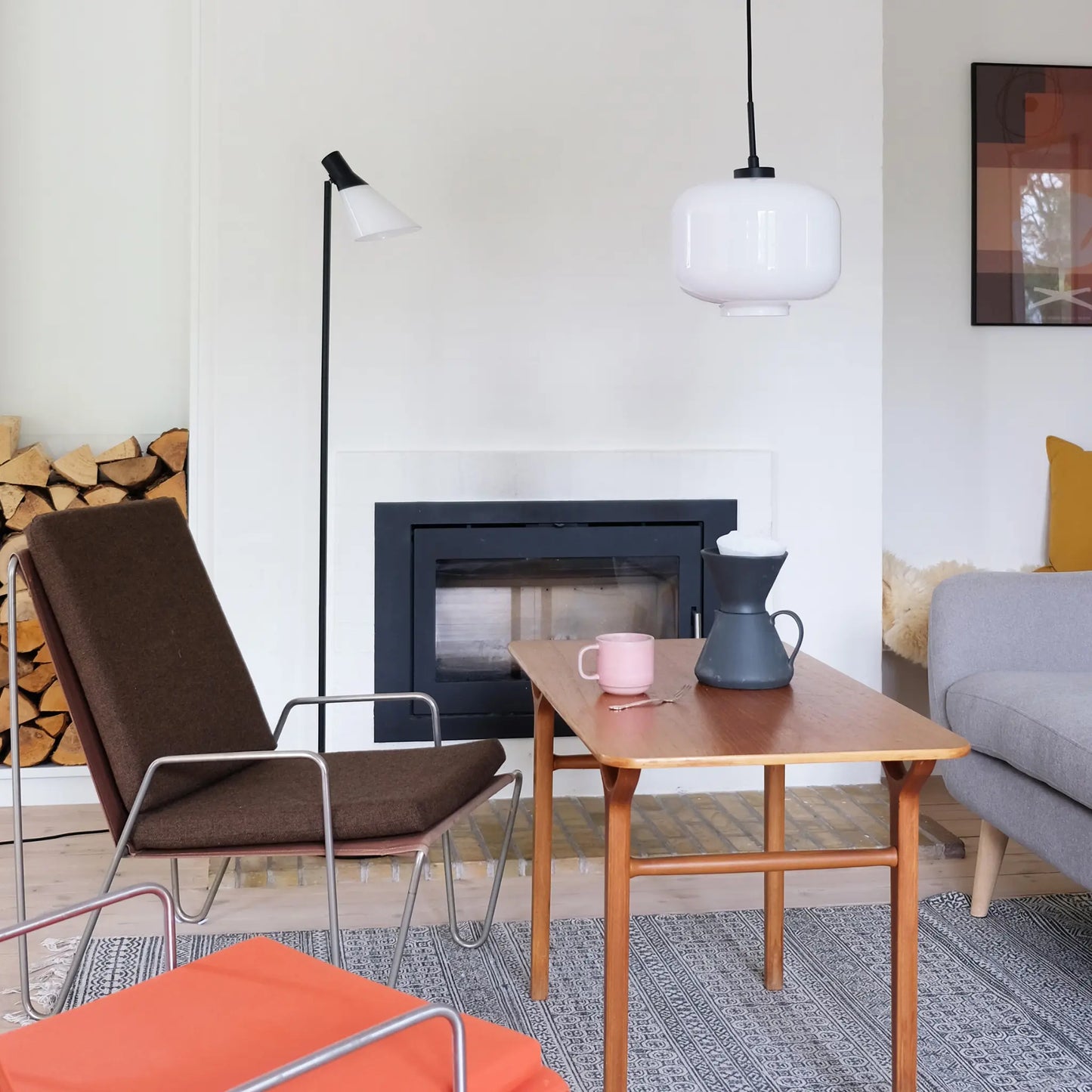 Dyberg Larsen ARP Taklampa Ø30 cm, Opal/Svart