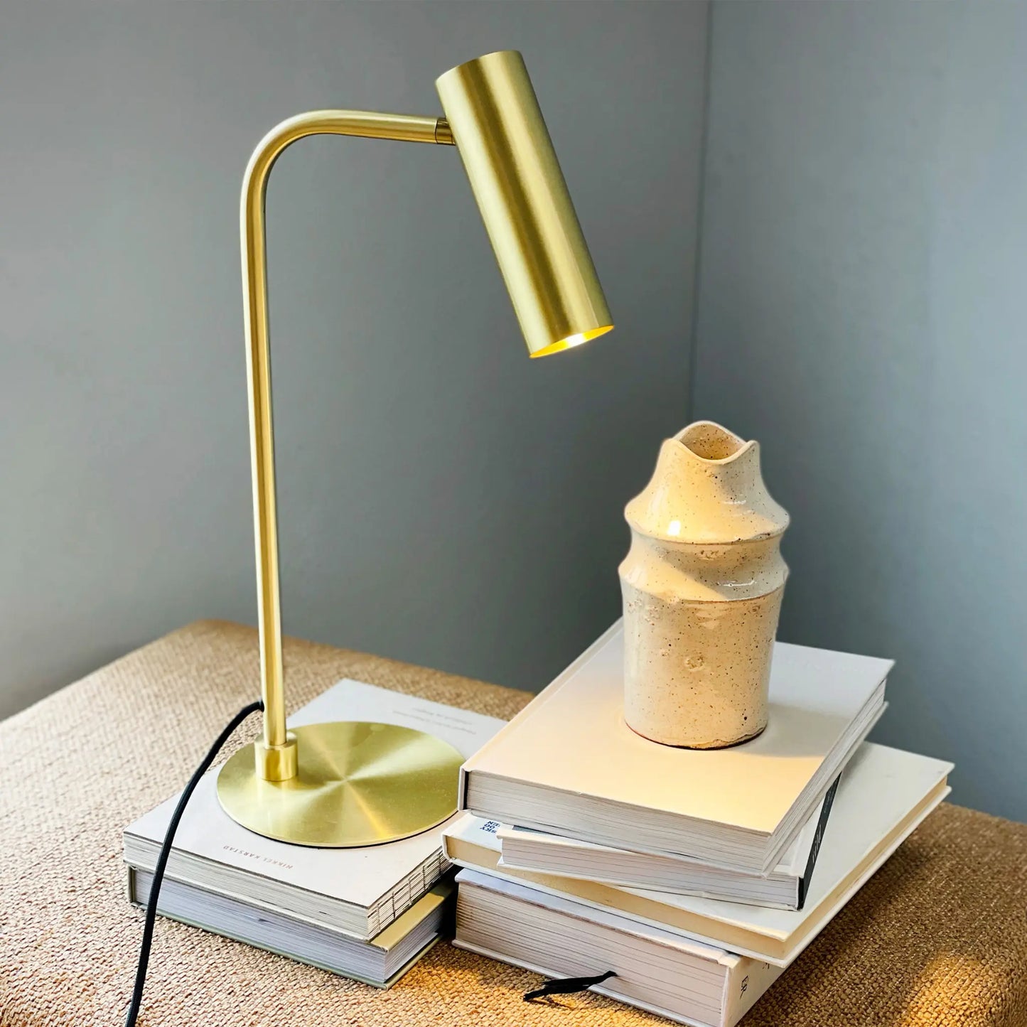 Dyberg Larsen Skagerrak Bordslampa, Mässing