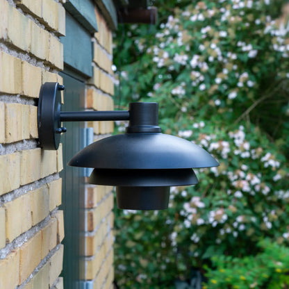 Dyberg Larsen Morph Utomhusvägglampa 24 cm, Svart