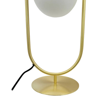 Dyberg Larsen Reims Bordslampa med båge och glaskupa, Mässing/Vit