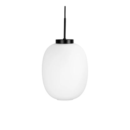 Dyberg Larsen DL39 Taklampa, Opal/Svart