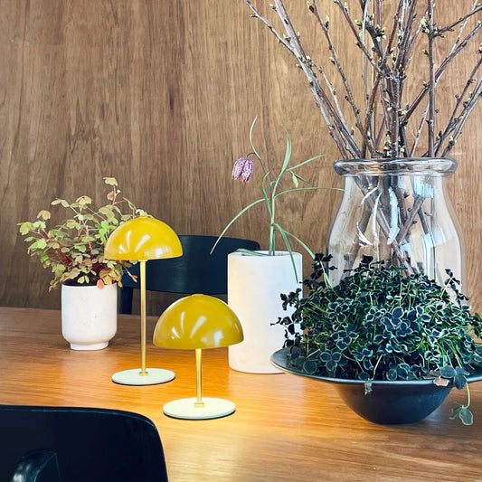 Dyberg Larsen Along Bordslampa 2-pack, Curry/Mässing/Blå