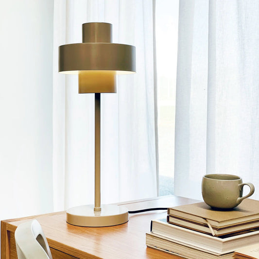 Dyberg Larsen Stoke Bordslampa 20 cm, Varmgrå