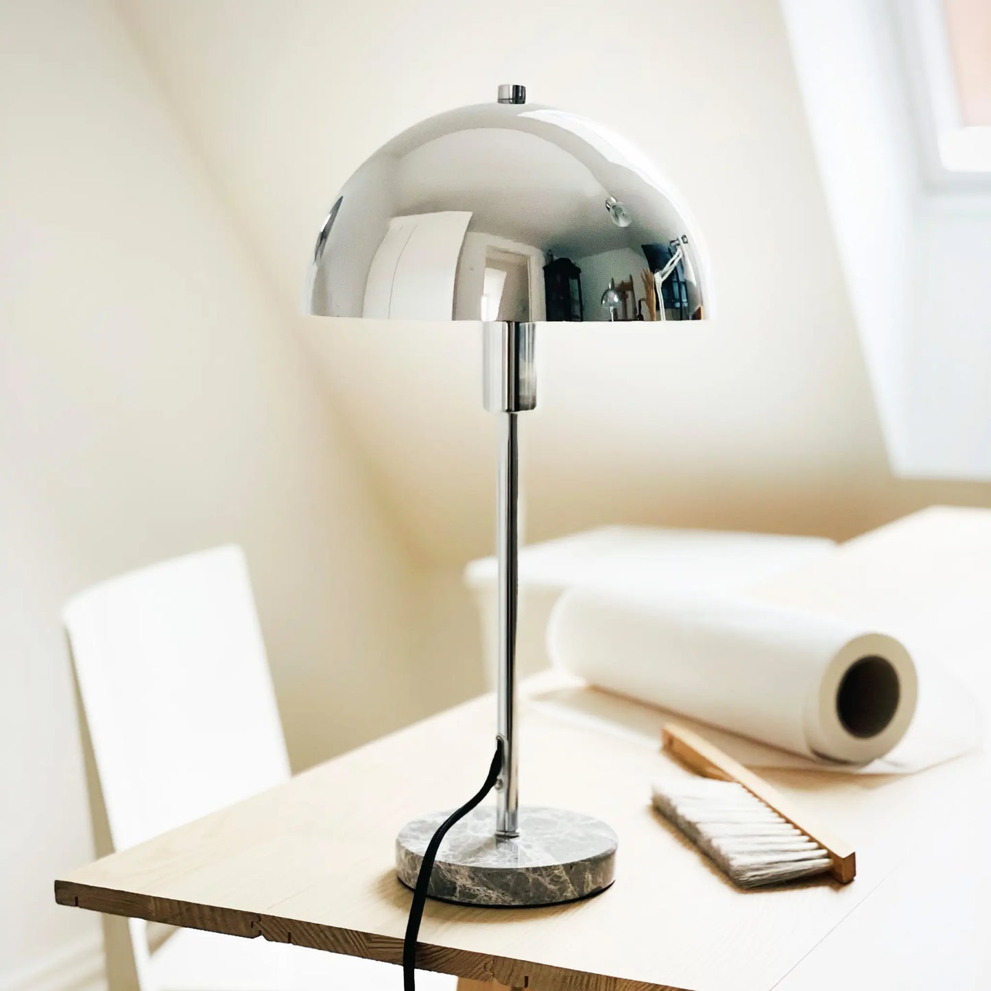 Dyberg Larsen Stockholm Bordslampa Ø20 cm, Krom/Marmor