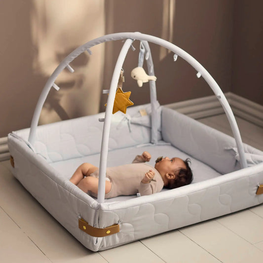 Filibabba Aktivitetsnest Mjuk Quilt, Pearl Blue