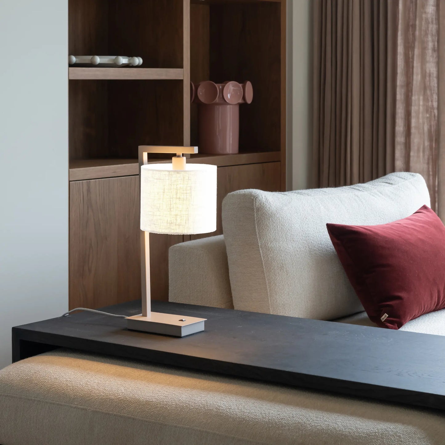 it's about RoMi Boston Bordslampa, Sand/Vit