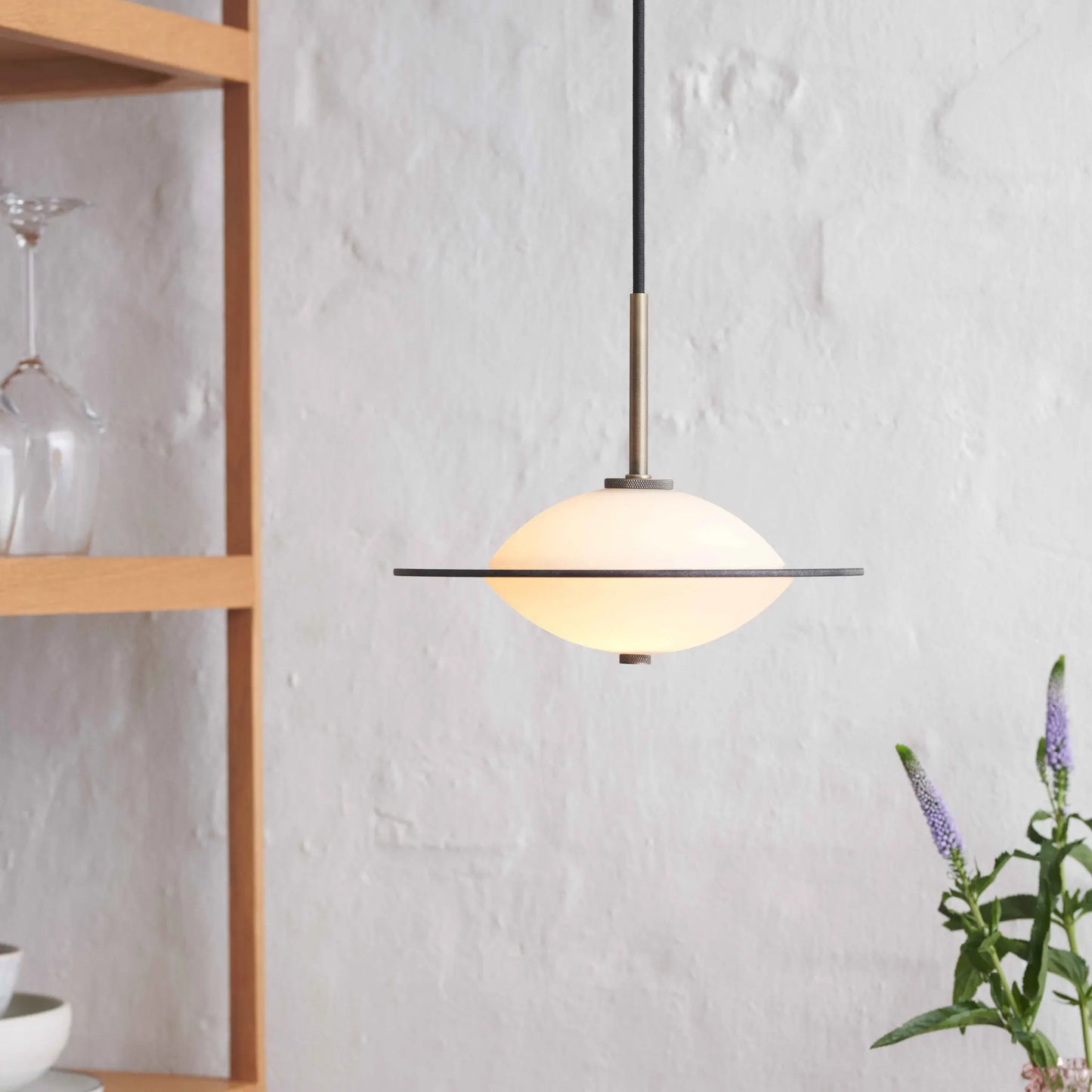 Halo Design Orbit Taklampa Ø24 cm, Opal/Antique