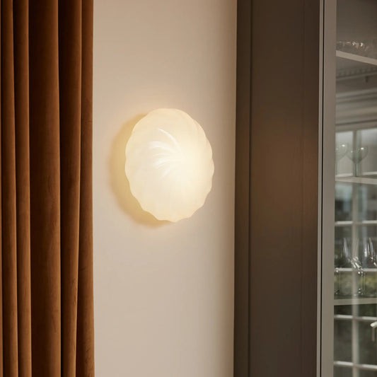 Halo Design Twist Vägg-/Taklampa Ø35 cm, Opal/Antikmässing