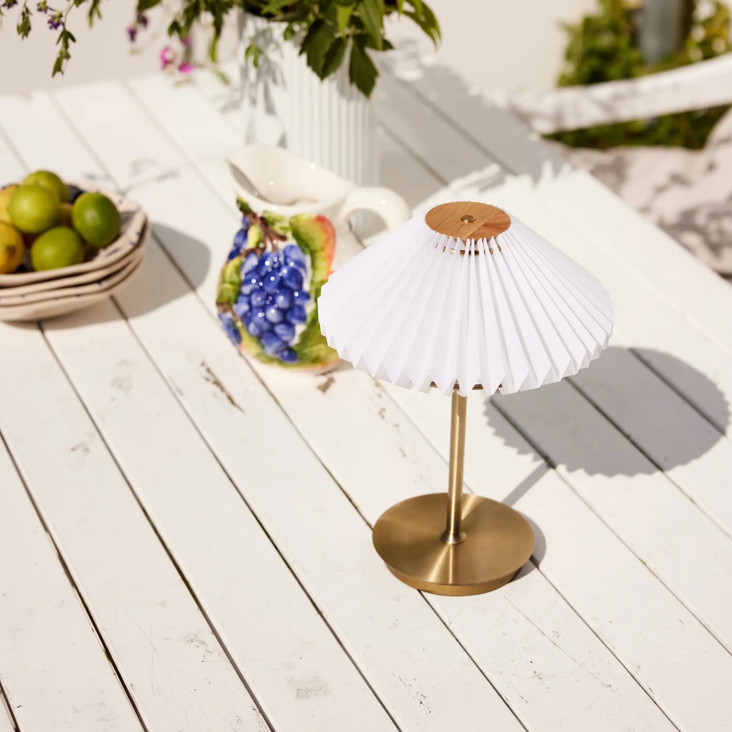 Halo Design Paris To Go Portabel Bordslampa, Clean White/Antique