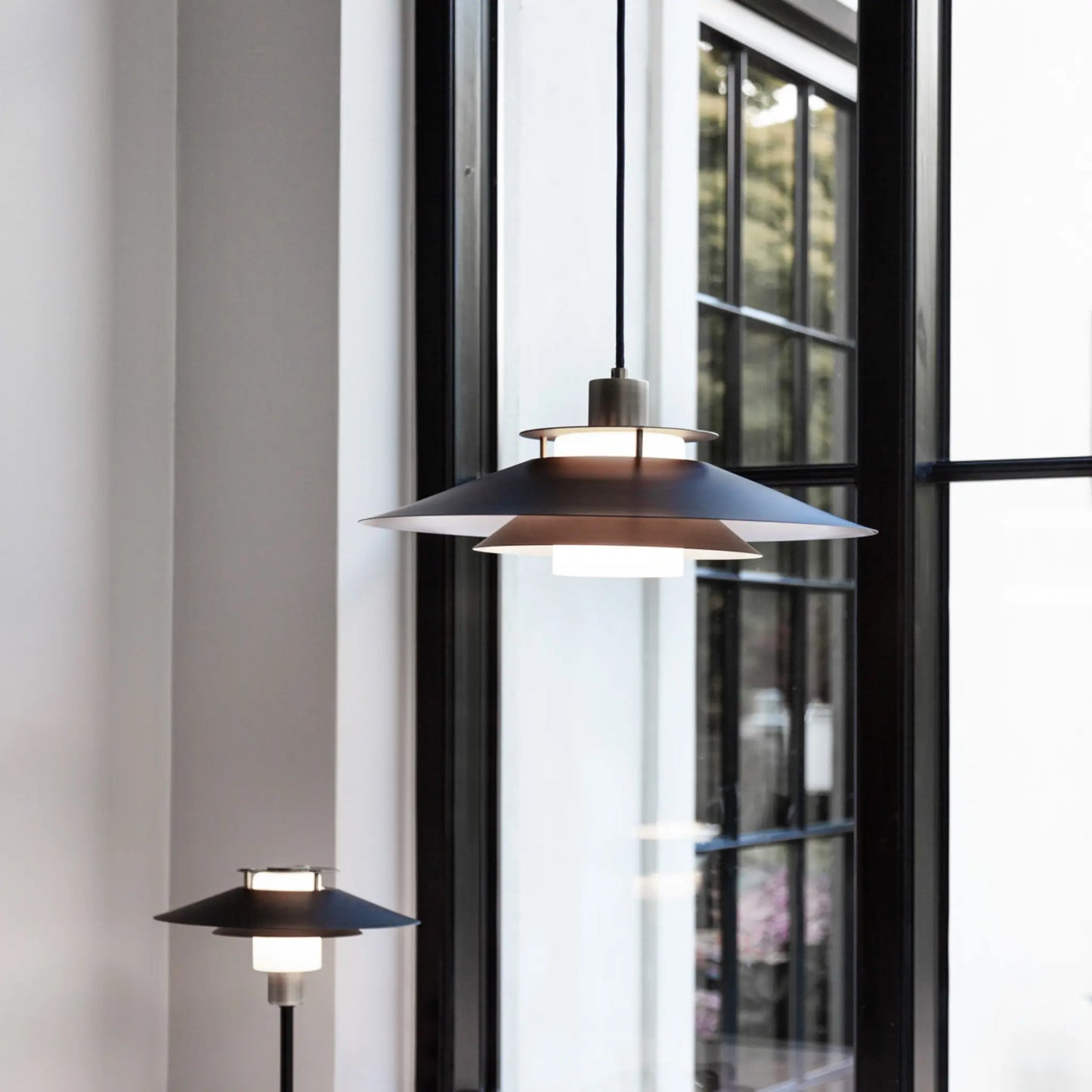 Halo Design Rivoli Taklampa Ø40 cm, Svart/Koppar
