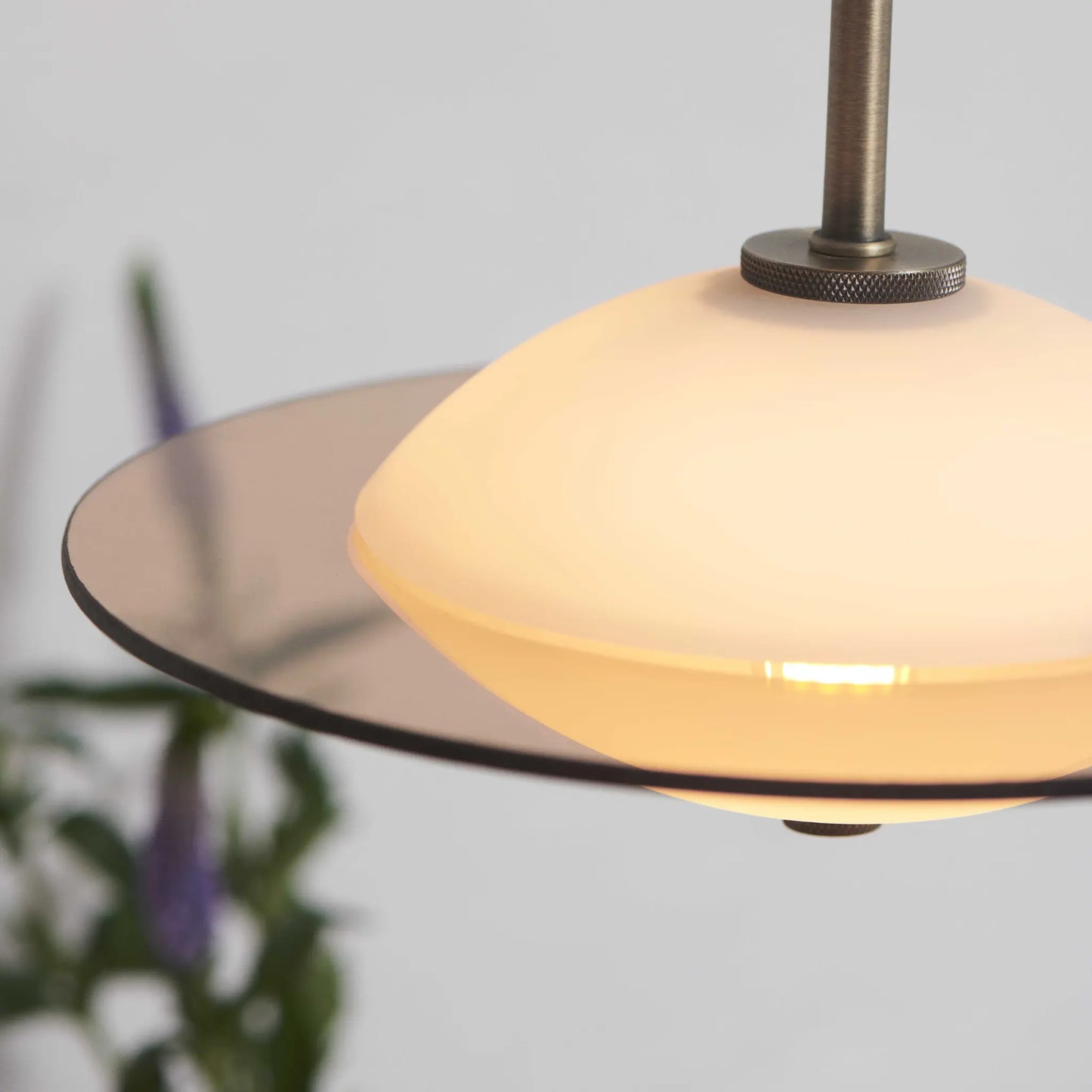 Halo Design Orbit Taklampa Ø24 cm, Opal/Antique