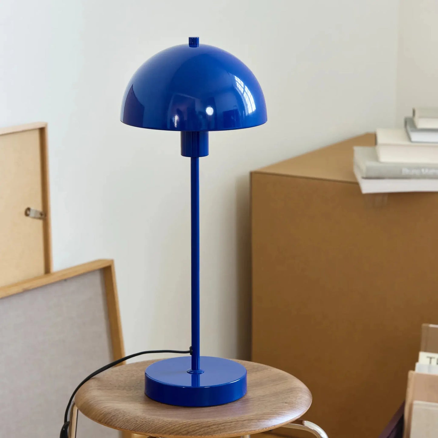 Herstal Vienda Bordslampa, Royale blue