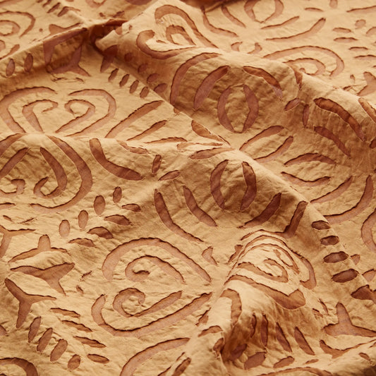 Madam Stoltz Cutwork Överkast, Burned Orange