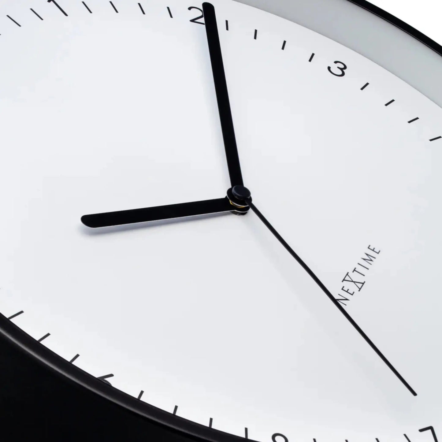NeXtime Berlin Väggklocka Ø30 cm, Vit