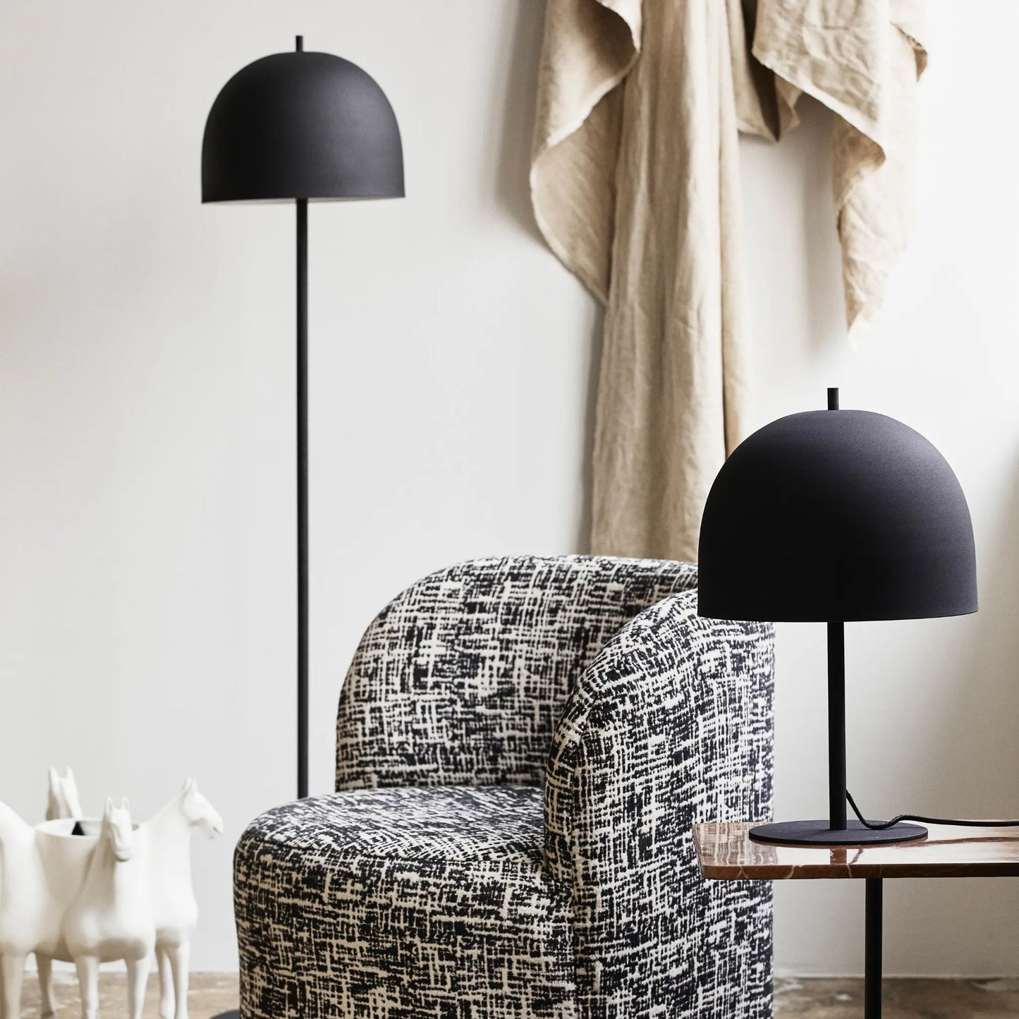 Nordal Glow Golvlampa, Matt Svart