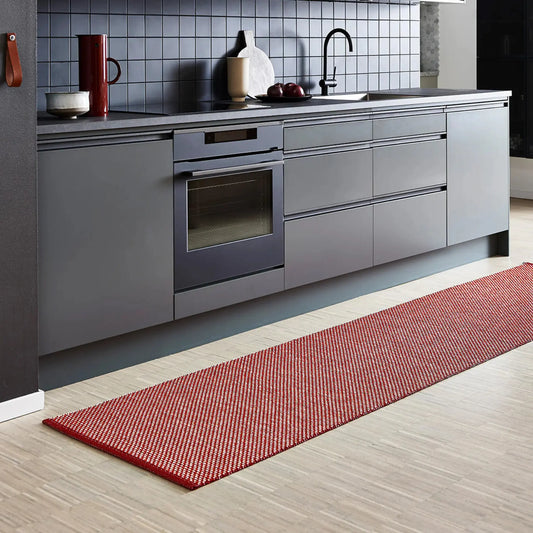 Pappelina Effi Matta 70x200 cm, Dark Red