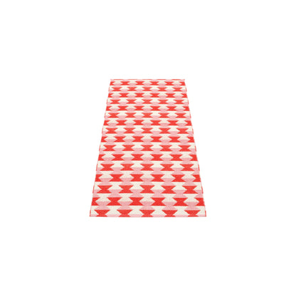 Pappelina Dana Matta 70x160 cm, Coral Red