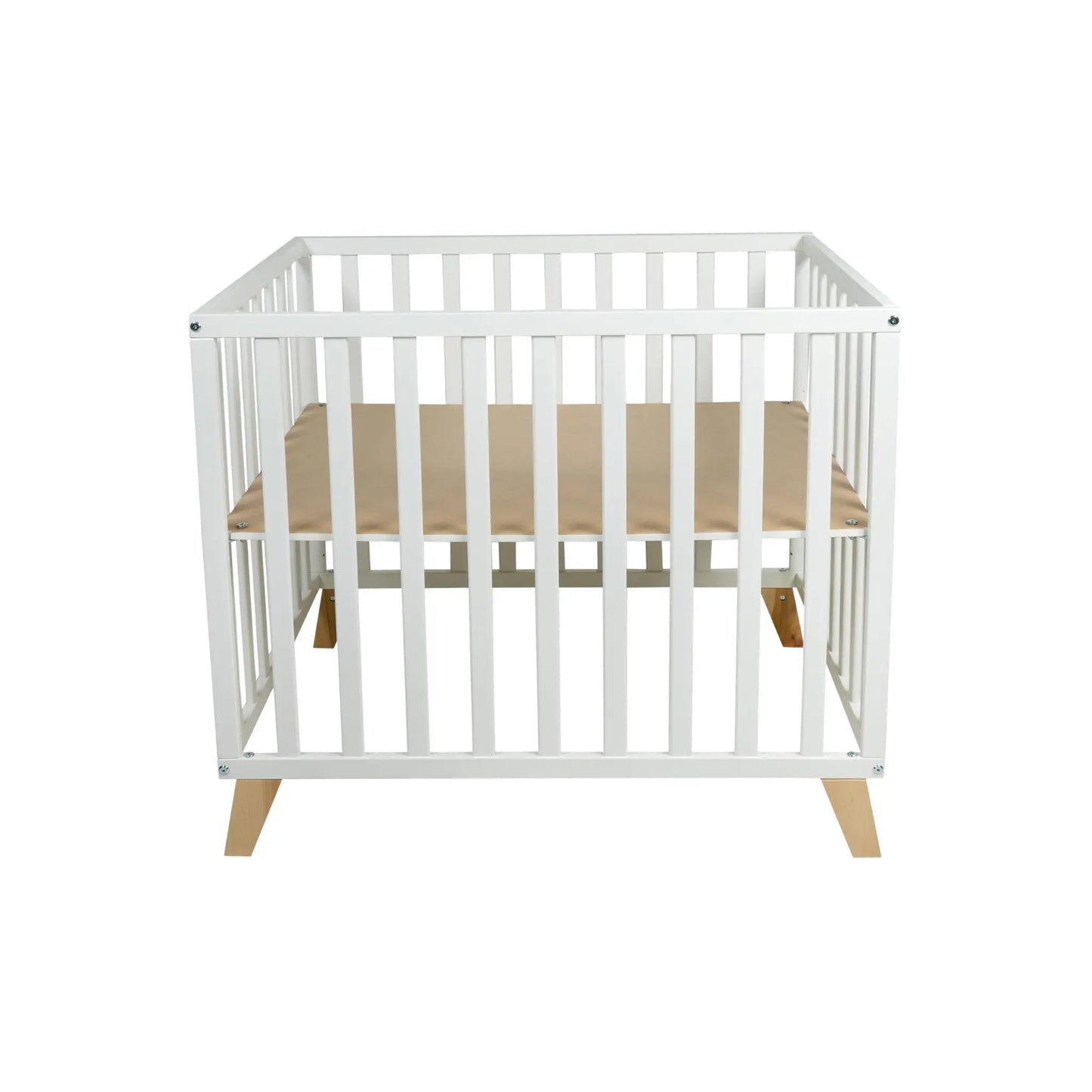Quax Alix Lekhage, White