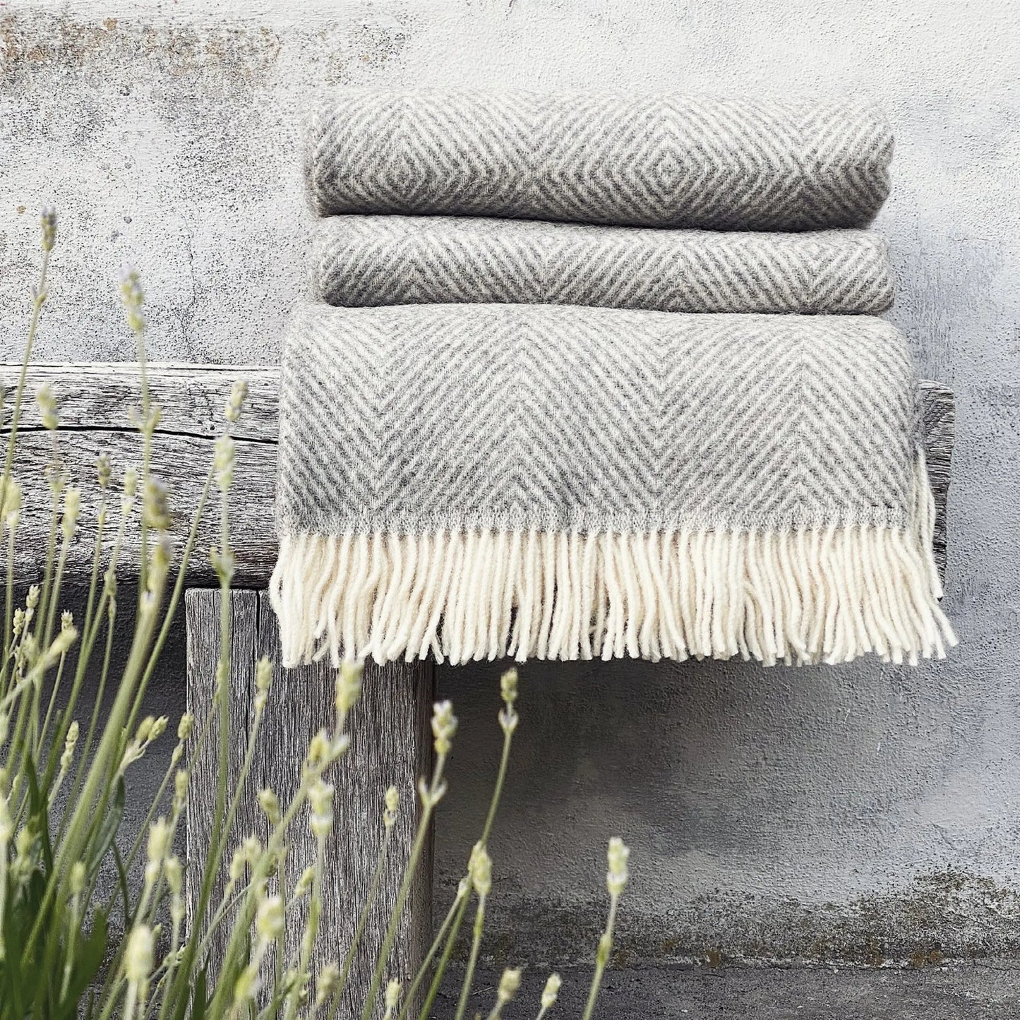 Silkeborg Uldspinderi Fanø Ullpläd 140x240 cm, Light Nordic Grey