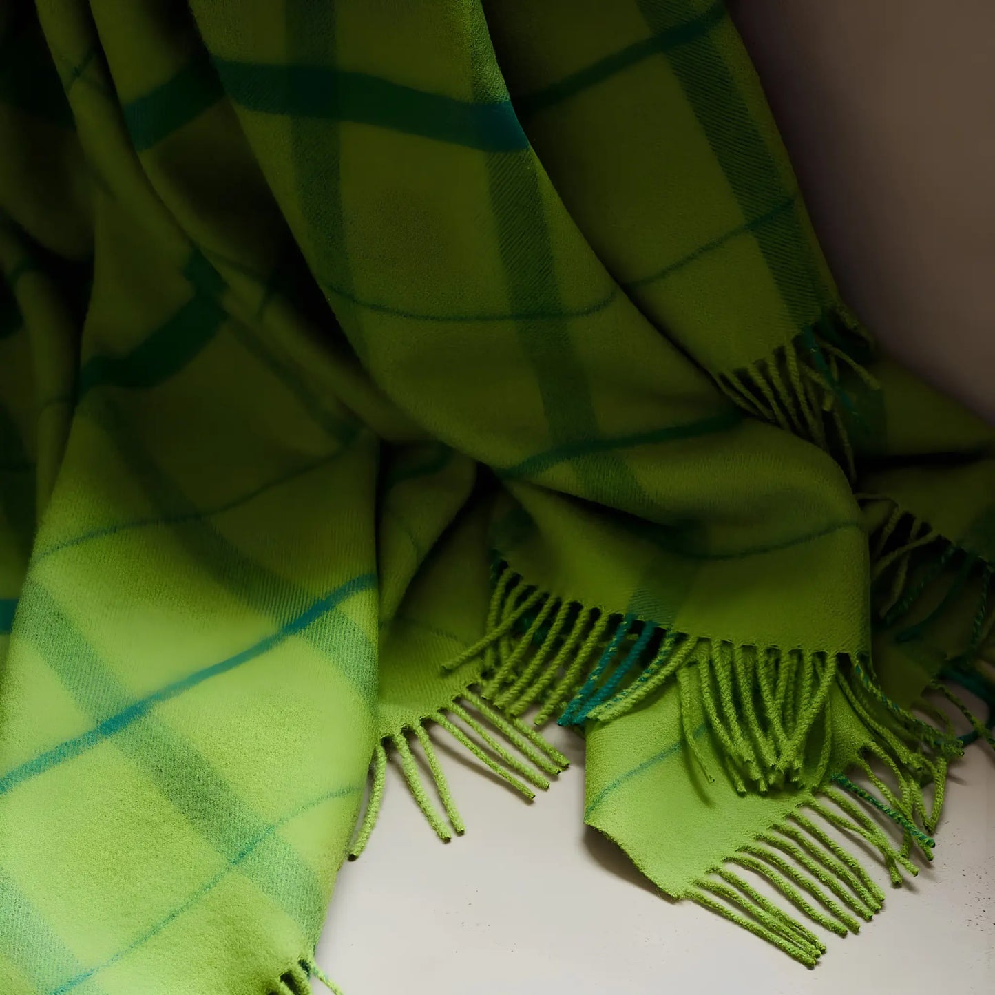 Silkeborg Uldspinderi Warp and Weft Ullpläd 130x190 cm, Sprout - Lime/Grass